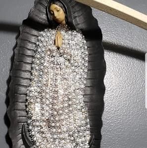 Meet your Posher, Adi